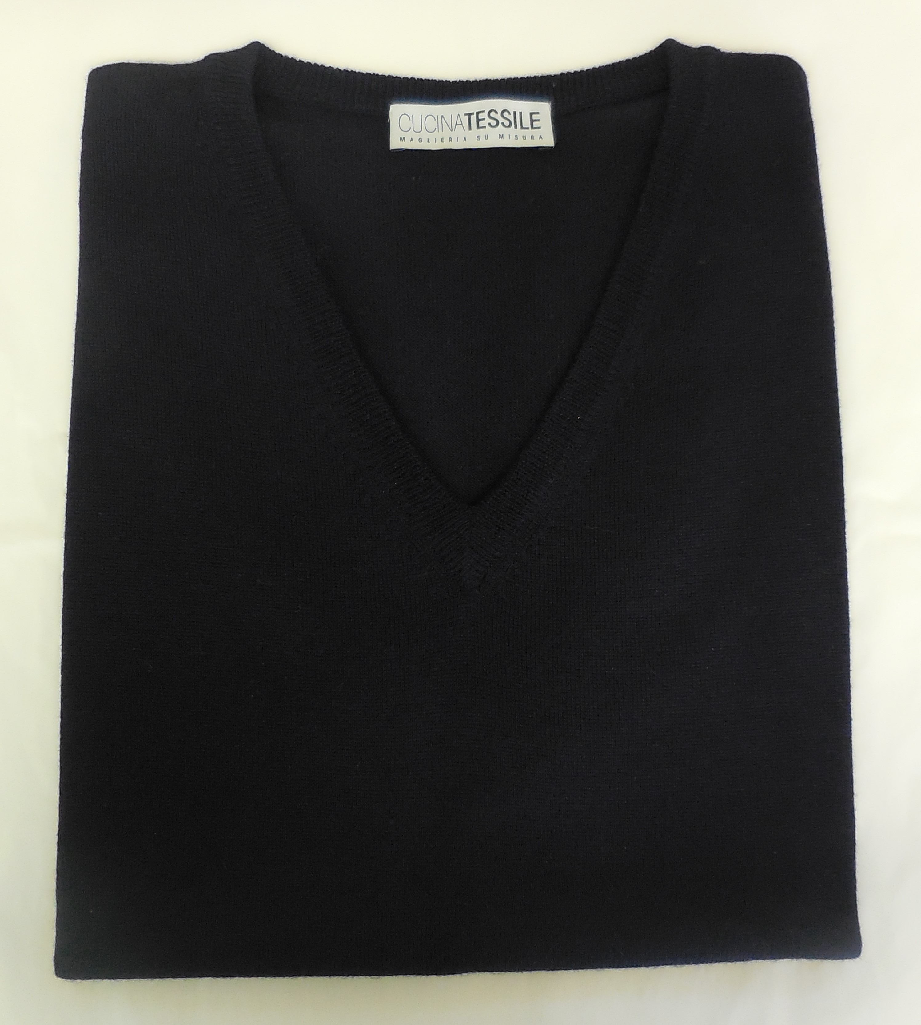 Gilet uomo scollo a